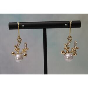 Gold Tone Reindeer Antlers with Glass Pearl Face Earrings E157
